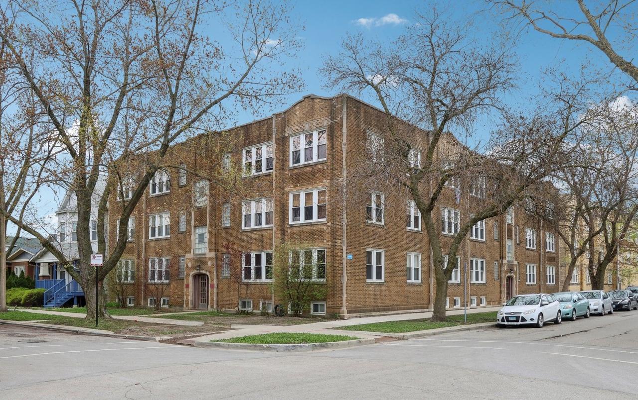 4704 N Kasson Ave. #3, Chicago, IL 60630