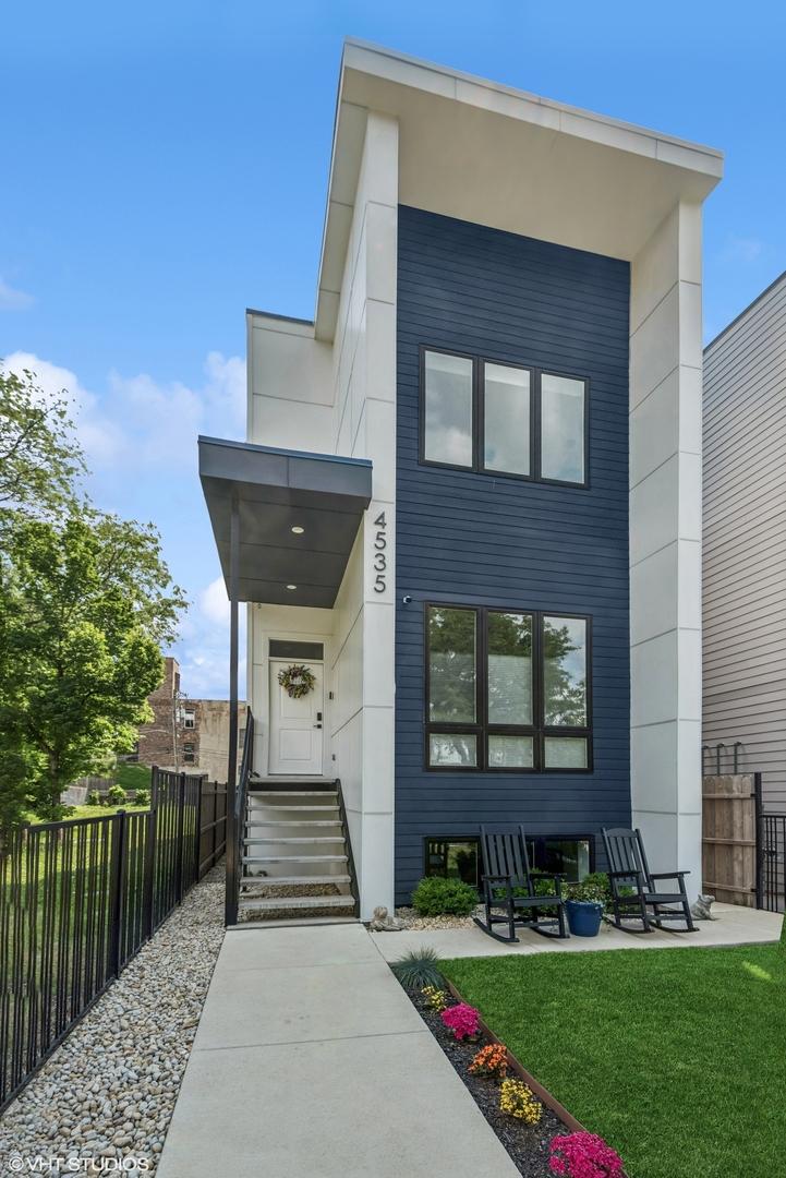 4535 S Evans Ave., Chicago, IL 60653
