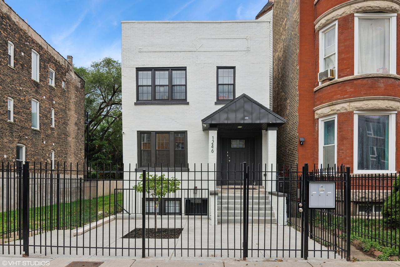 1246 S Fairfield Ave., Chicago, IL 60608