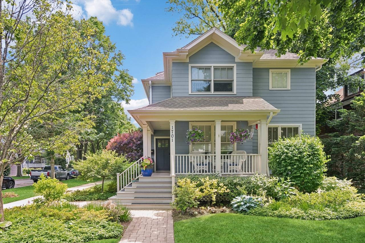 1701 Elmwood Ave., Wilmette, IL 60091