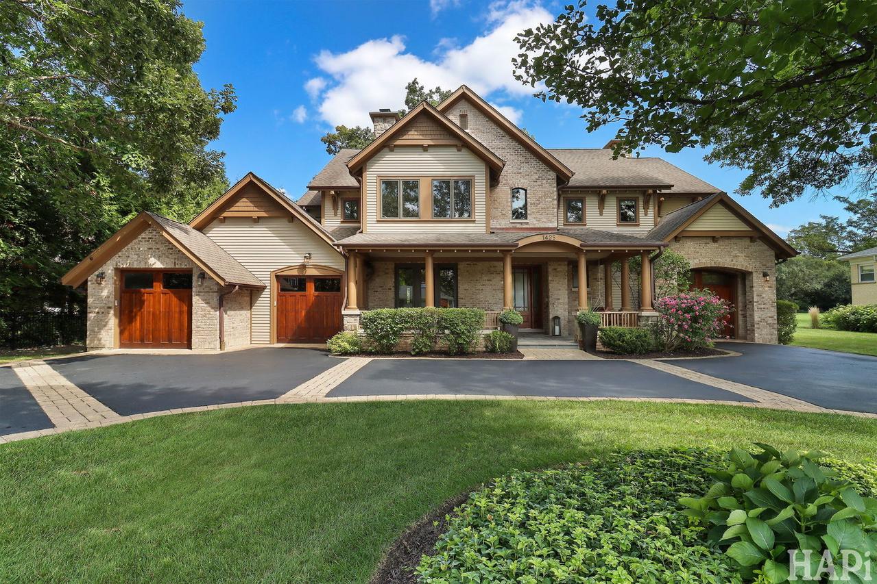 1425 Lee Rd., Northbrook, IL 60062