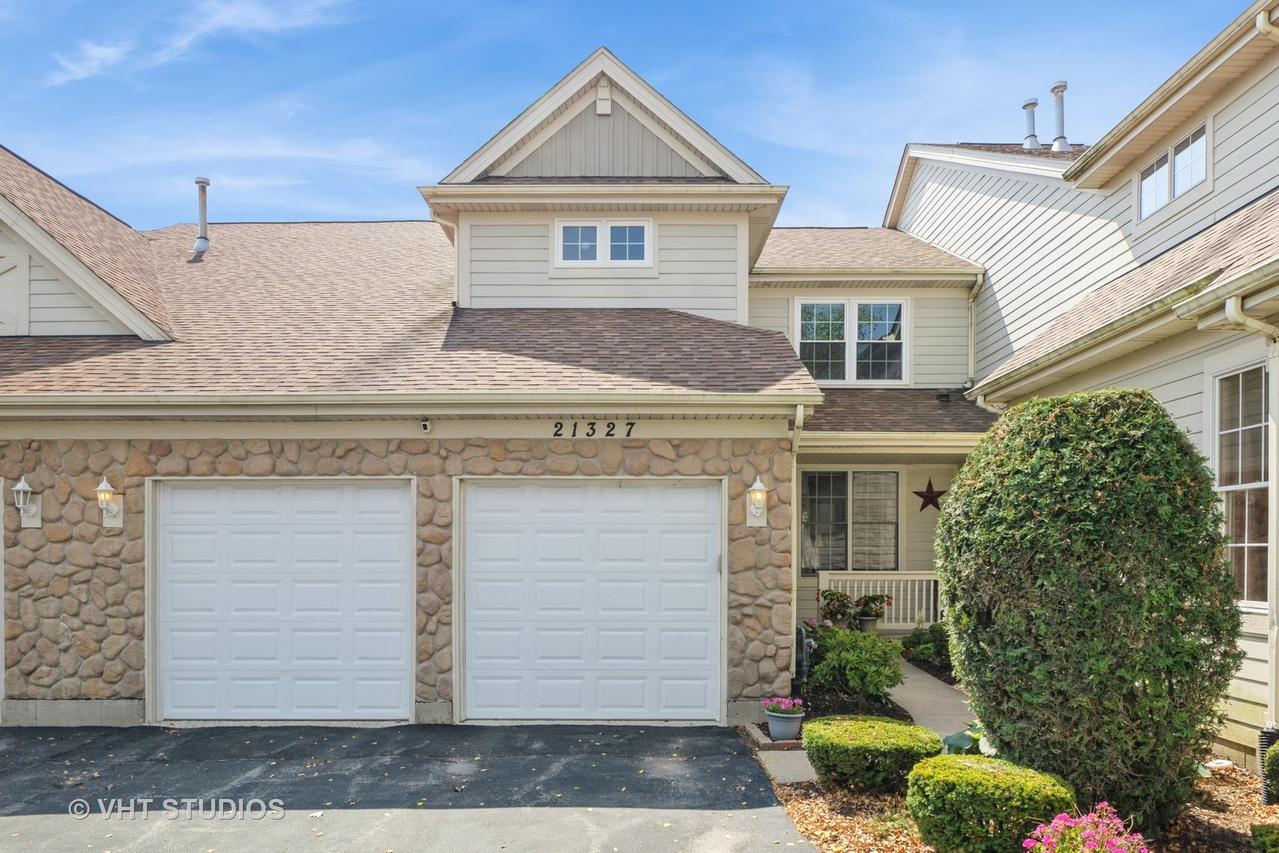 21327 Windy Hill Dr., Frankfort, IL 60423