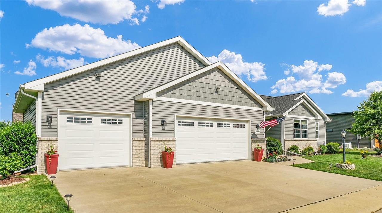 3503 S Deer Ridge Dr., Urbana, IL 61802