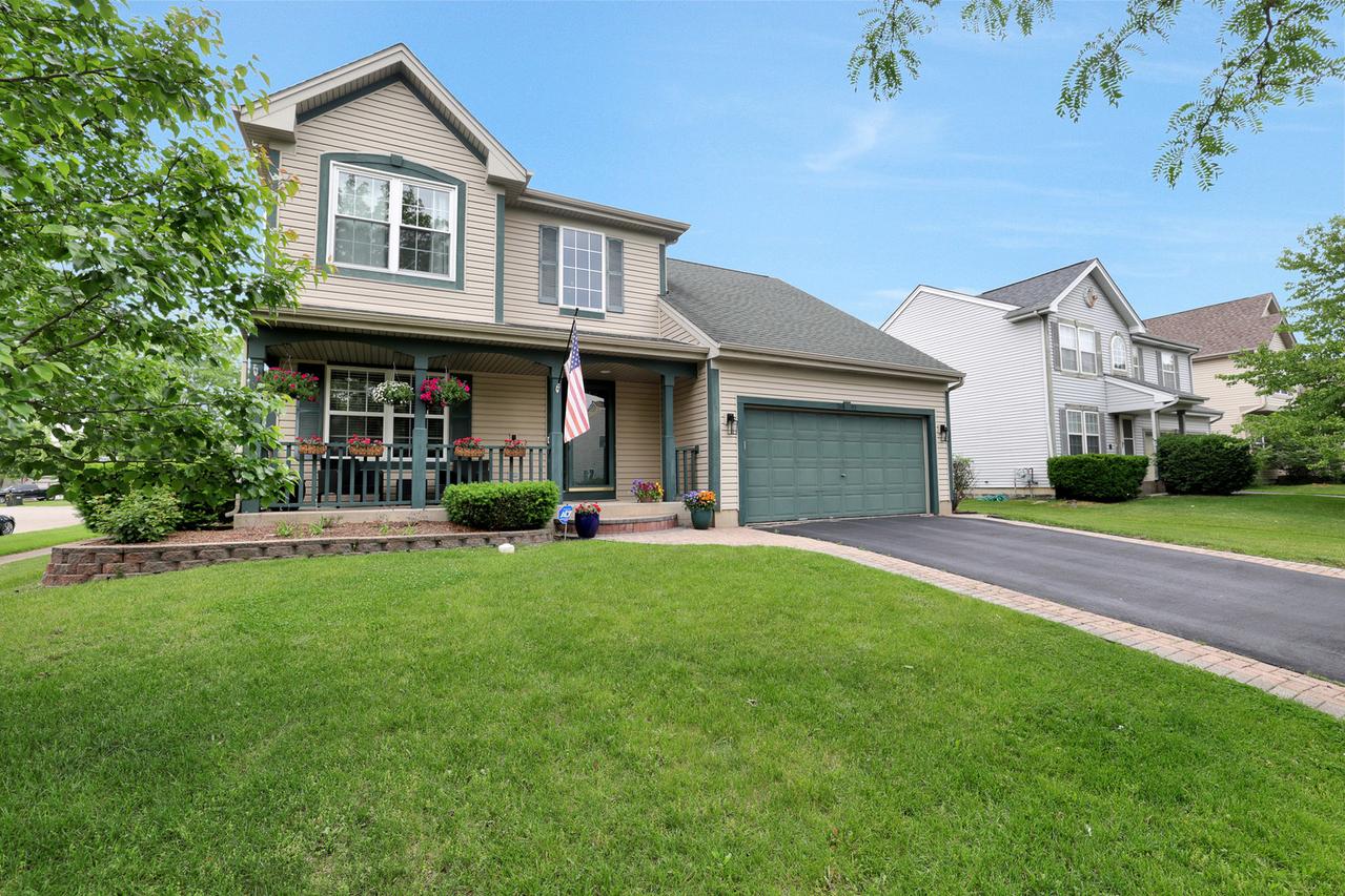 2691 Fairfax Ln., Lake In The Hills, IL 60156