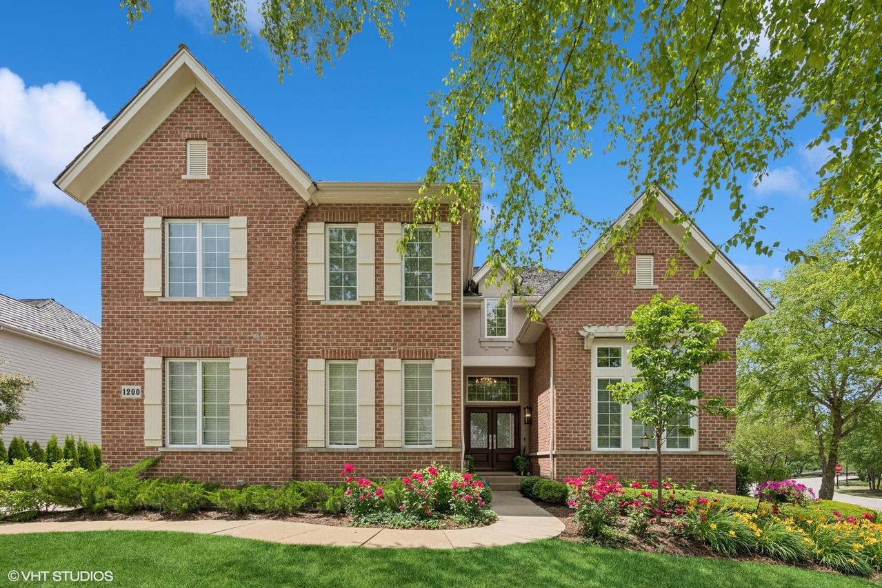 1200 Bibury Ln., Inverness, IL 60010