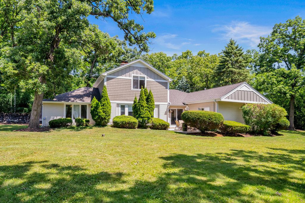 7900 W 127th St., Palos Park, IL 60464