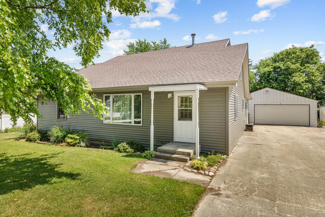 410 West St., Kingston, IL 60145
