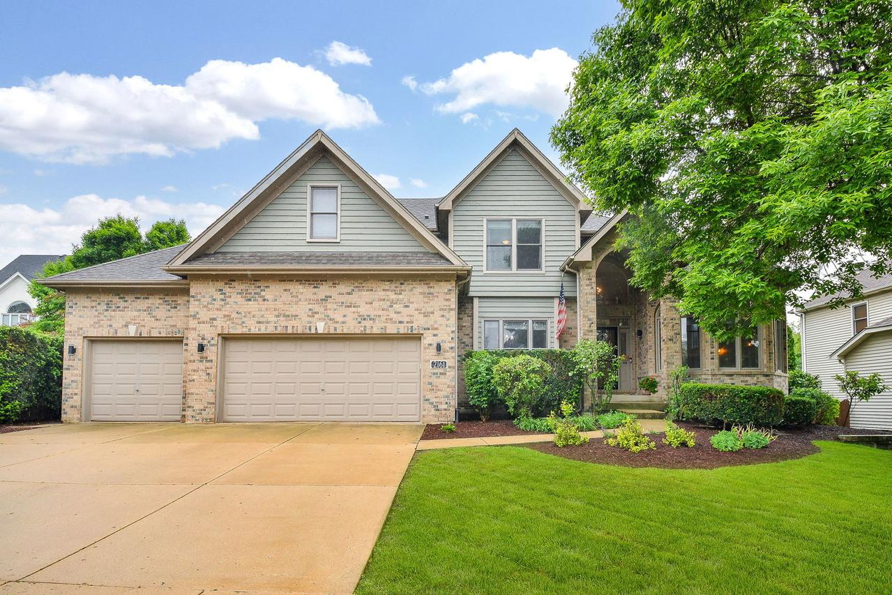 2161 Brookwood Dr., South Elgin, IL 60177