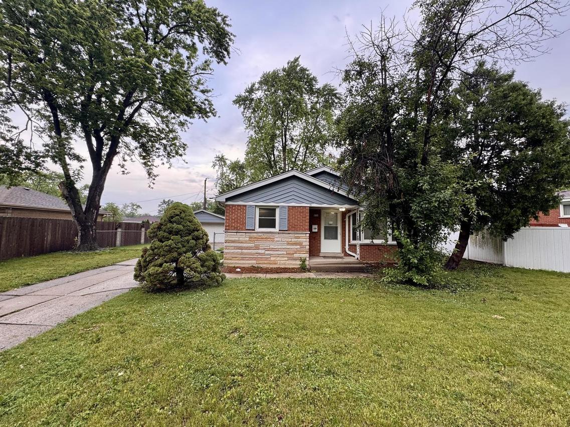 3732 153rd St., Midlothian, IL 60445
