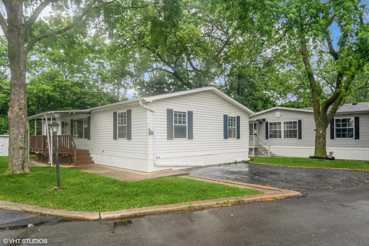 6801 S Lagrange Rd. #E15, Hodgkins, IL 60525