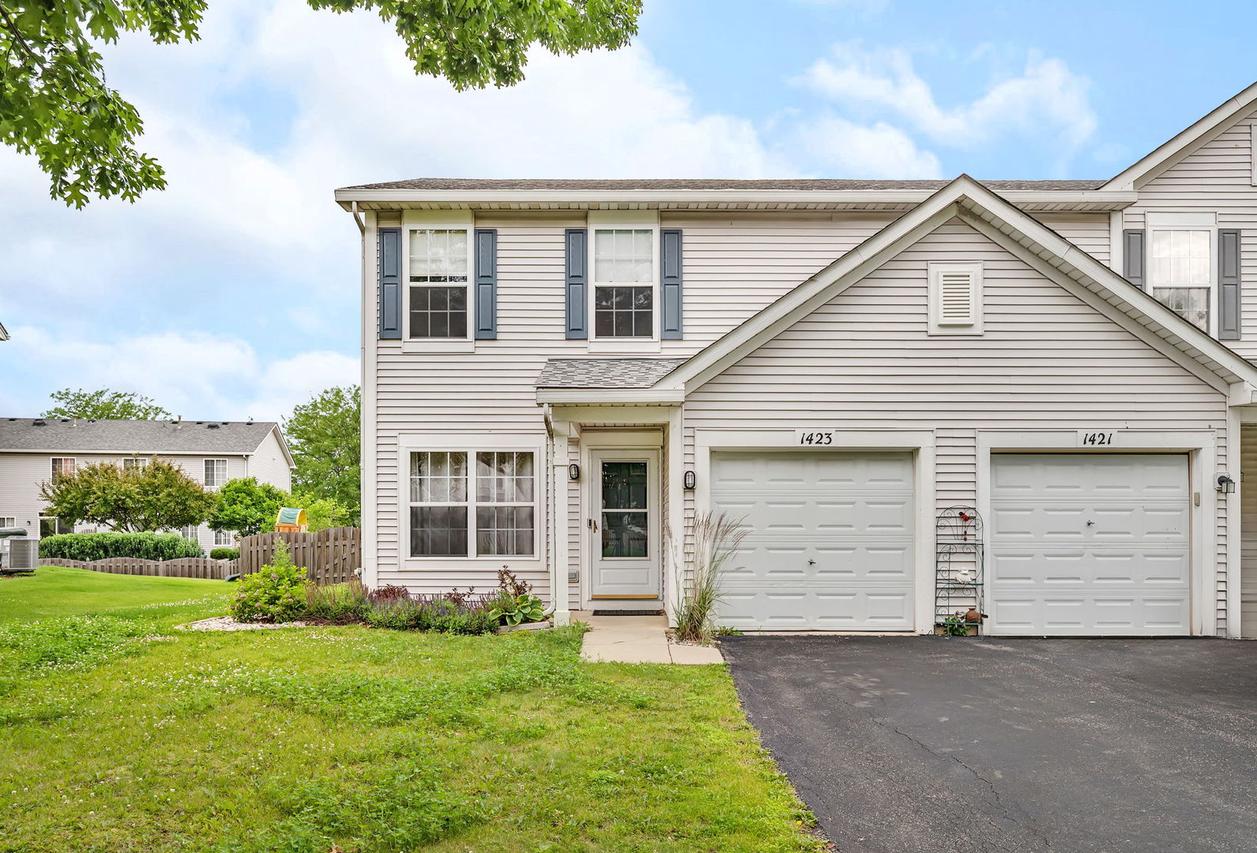 1423 Red Top Ln., Minooka, IL 60447