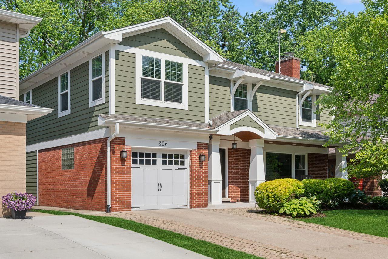 806 S Walnut Ave., Arlington Heights, IL 60005
