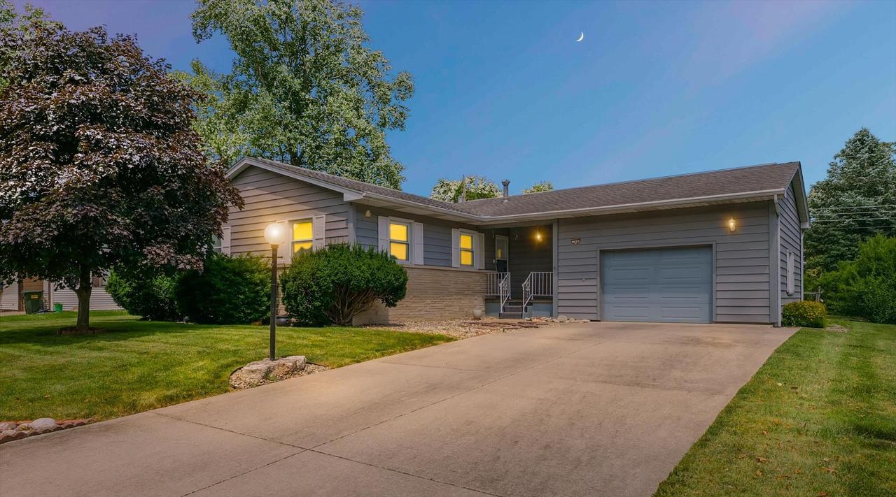 706 Dodson Dr., Urbana, IL 61802