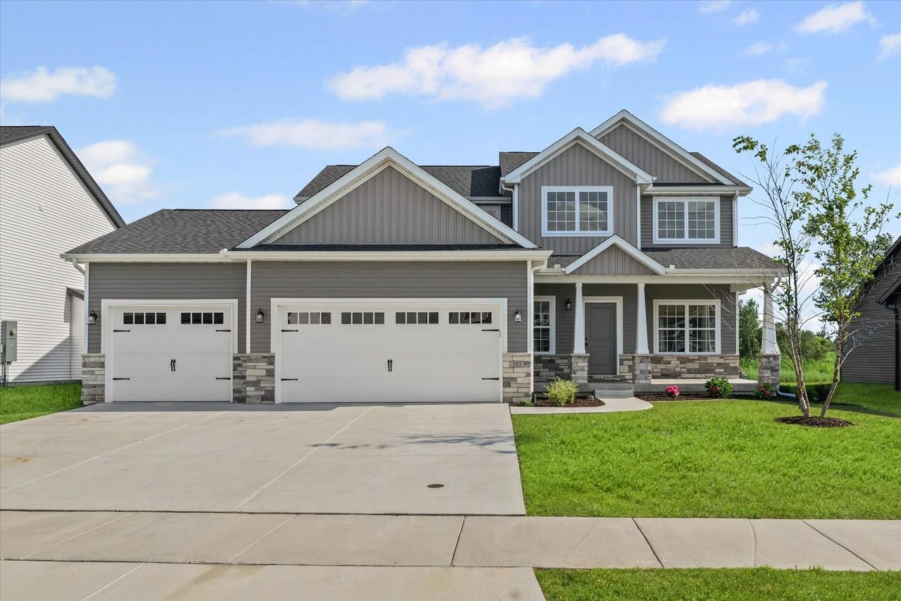 505 Wheatley Dr., Mahomet, IL 61853