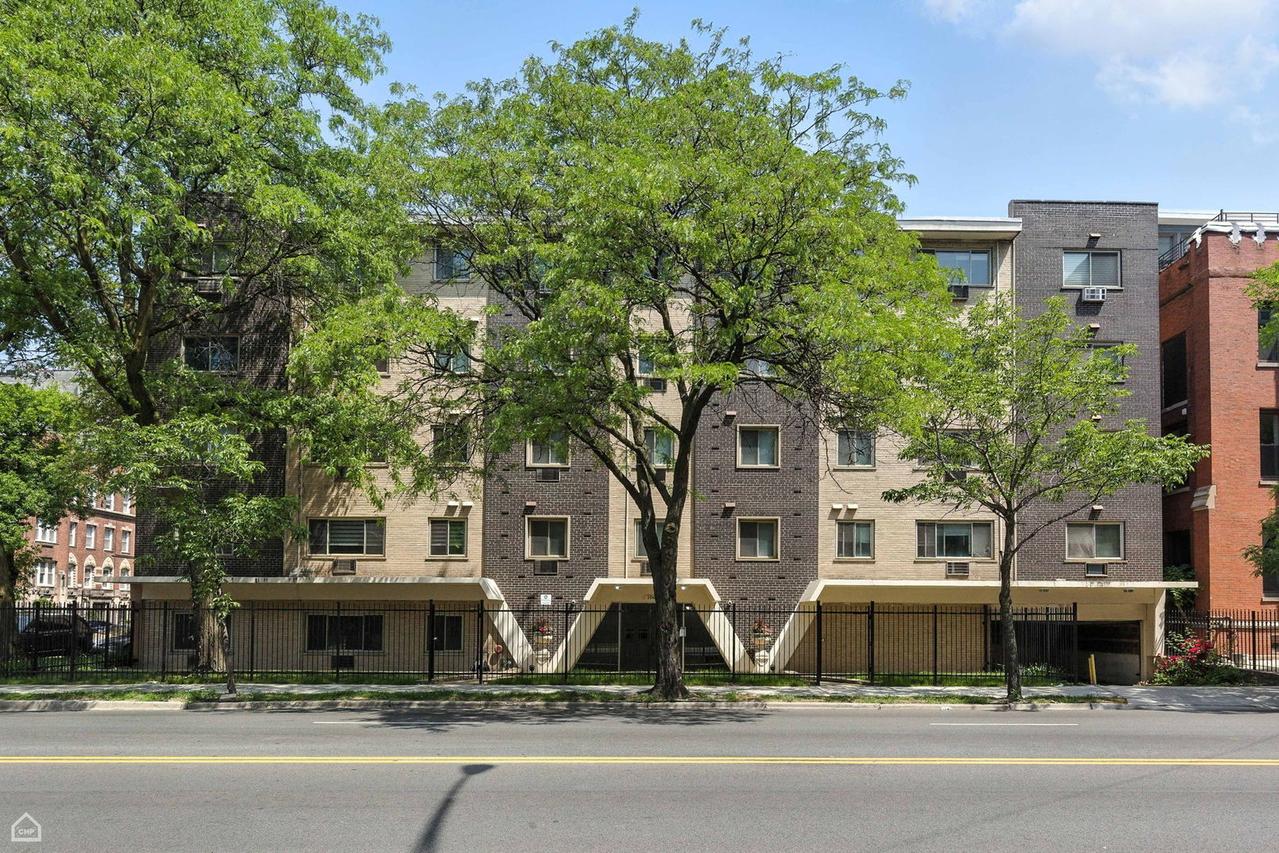 1060 W Hollywood Ave. #405, Chicago, IL 60660