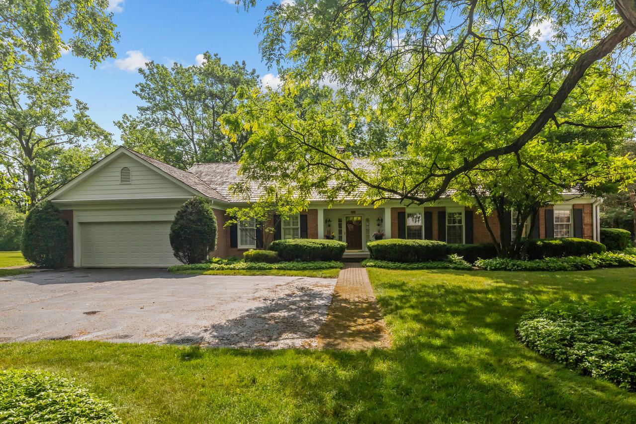 45 E Mallard Ln., Lake Forest, IL 60045