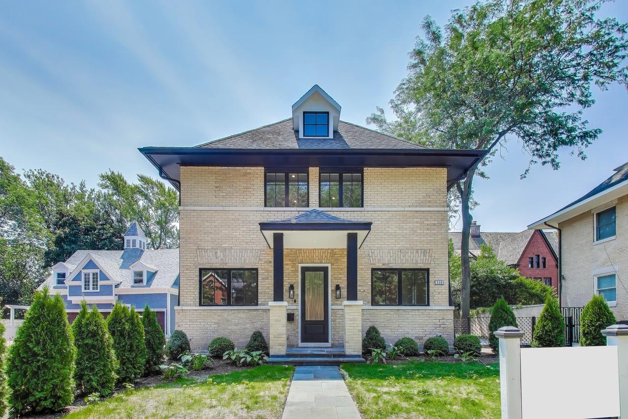 318 Greenleaf St., Evanston, IL 60202