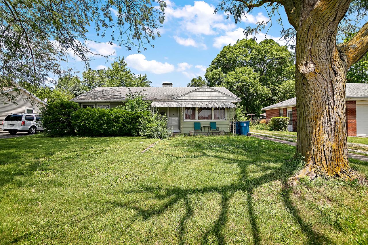 345 W Brookmont Blvd., Bradley, IL 60915