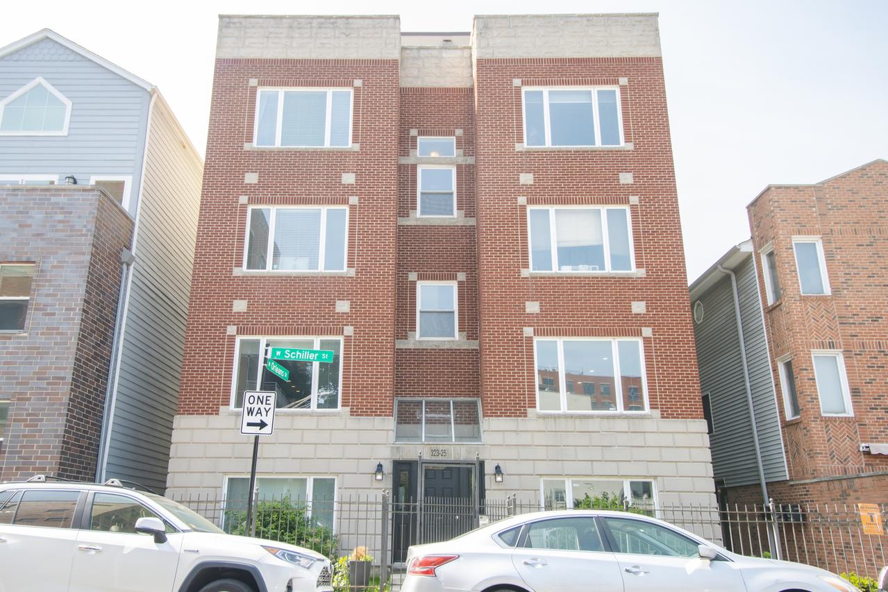 323 W Schiller St. #1W, Chicago, IL 60610