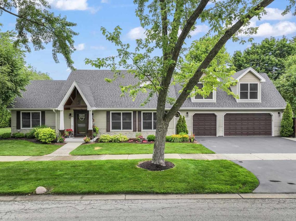 428 W Kenilworth Ave., Palatine, IL 60067