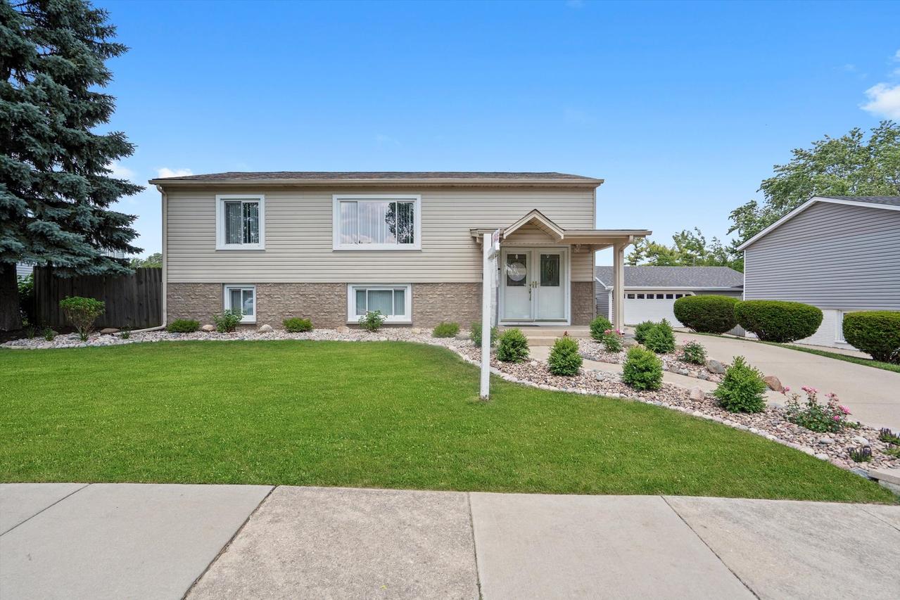 9100 W 147th St., Orland Park, IL 60462
