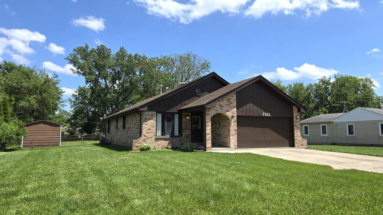 7121 Oak Grove Ave., Justice, IL 60458