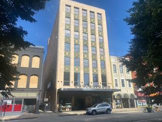 212 N Center St. #205, Bloomington, IL 61701