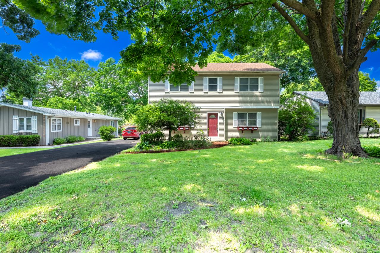 1719 S 4th Pl., St. Charles, IL 60174