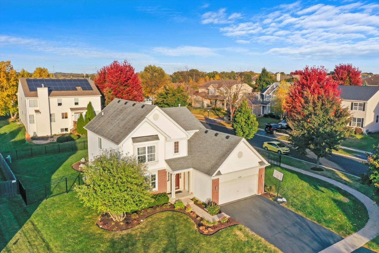 1024 Birchwood Dr., Pingree Grove, IL 60140