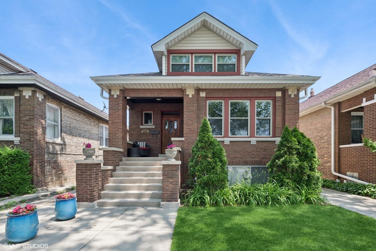 2431 Euclid Ave., Berwyn, IL 60402
