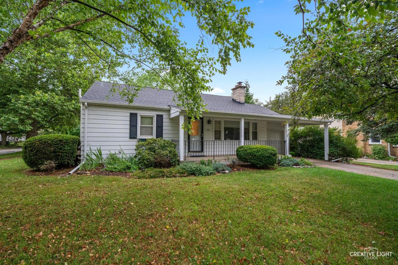 99 Park St., Oswego, IL 60543