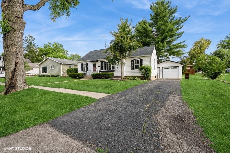 523 Highland Ave., Woodstock, IL 60098