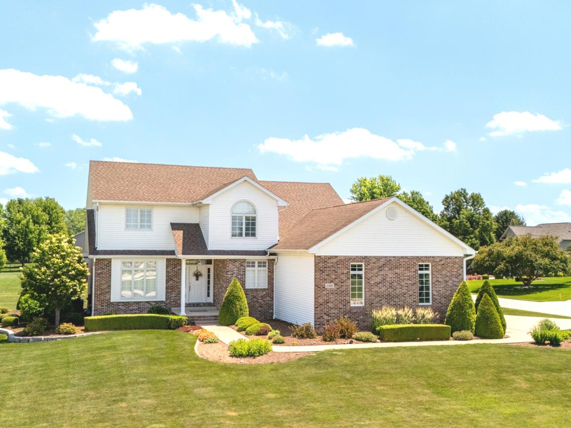 2305 Fox Run Dr., Kankakee, IL 60901