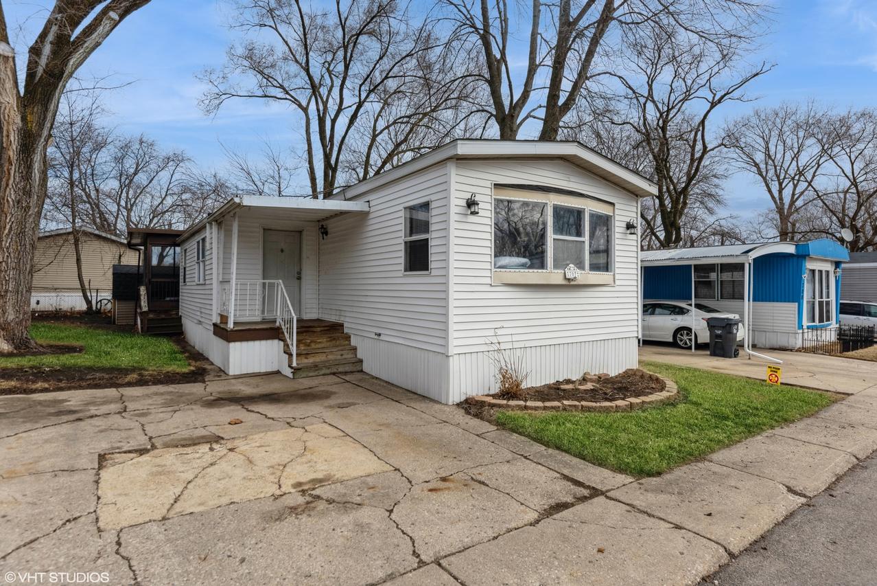 38455 N Sheridan Rd. #707, Beach Park, IL 60087