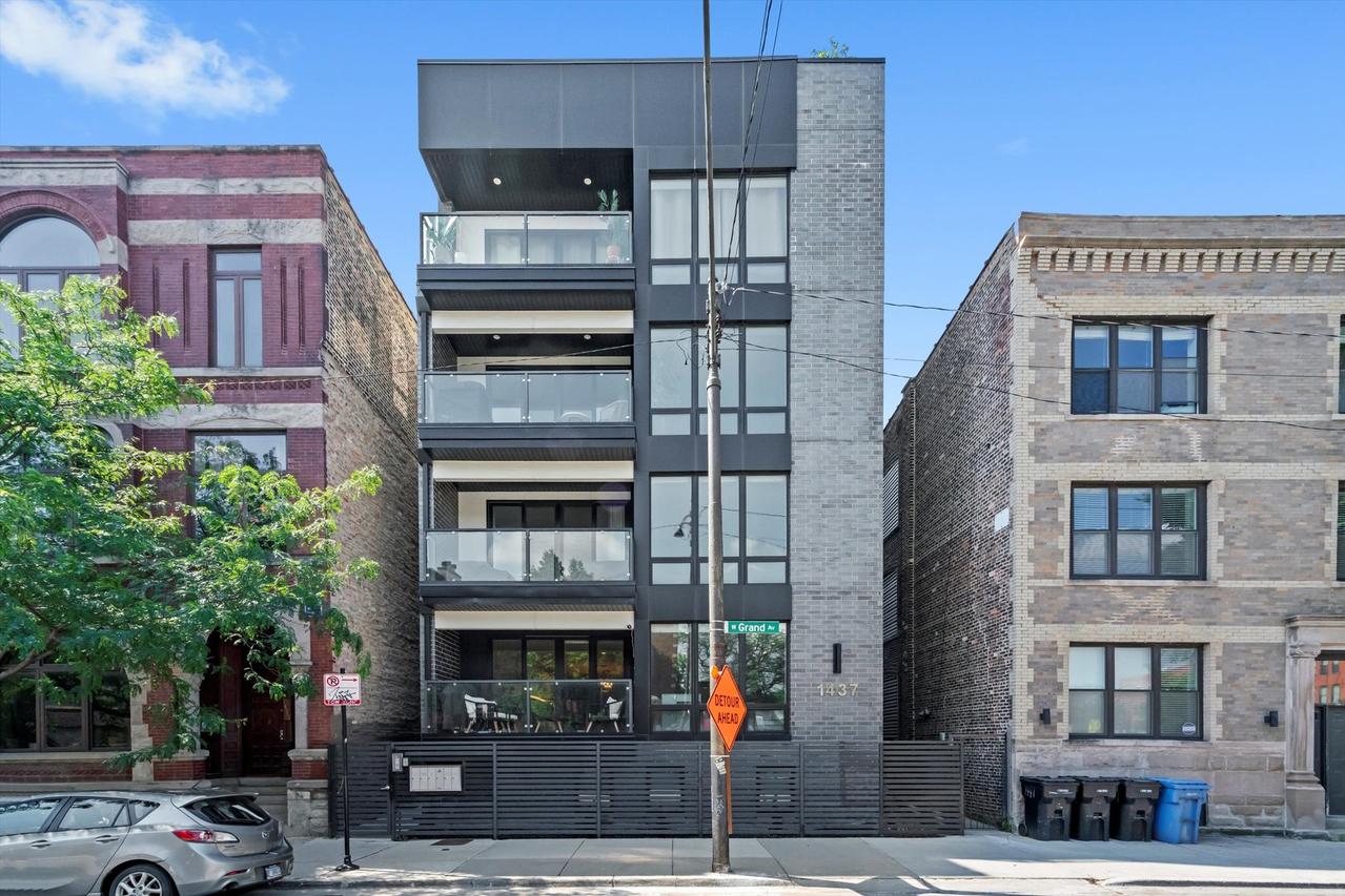 1437 W Grand Ave. #1N, Chicago, IL 60642