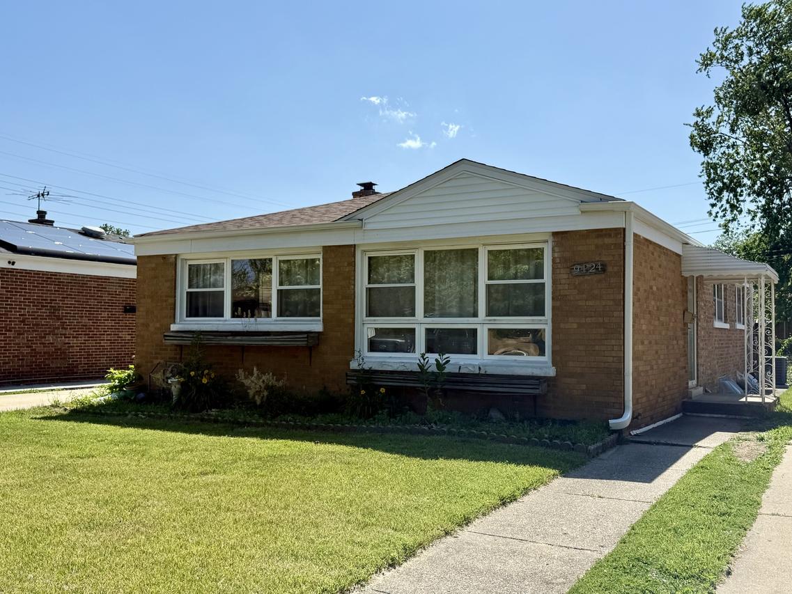 9424 Lorel Ave., Skokie, IL 60077
