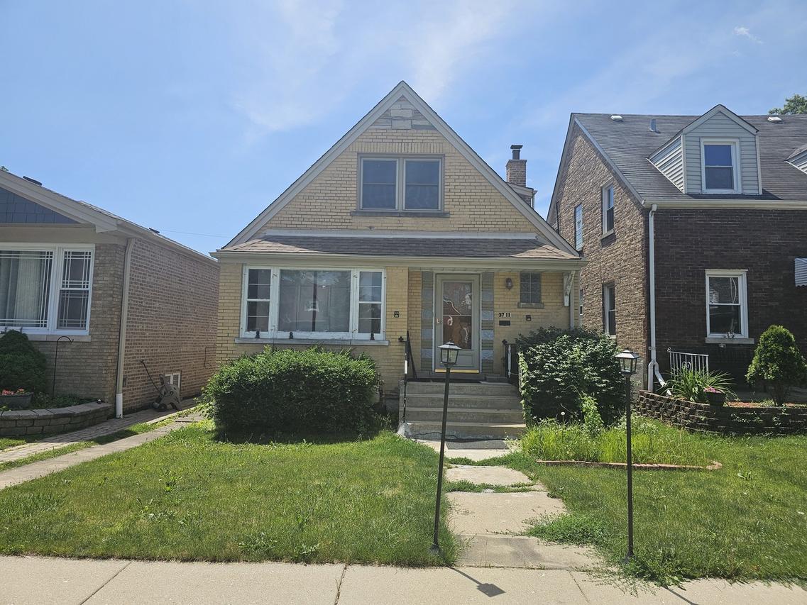 3711 W 68th Pl., Chicago, IL 60629