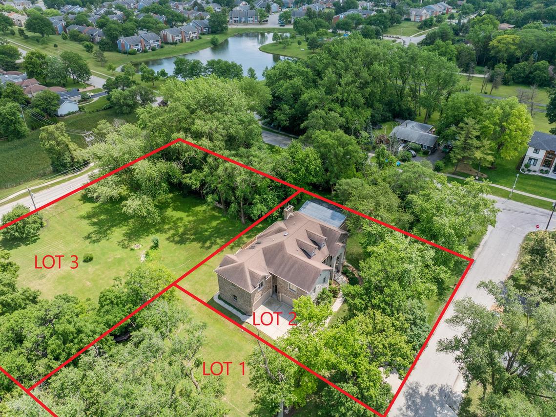 5828 Clarendon Hills Rd., Willowbrook, IL 60527