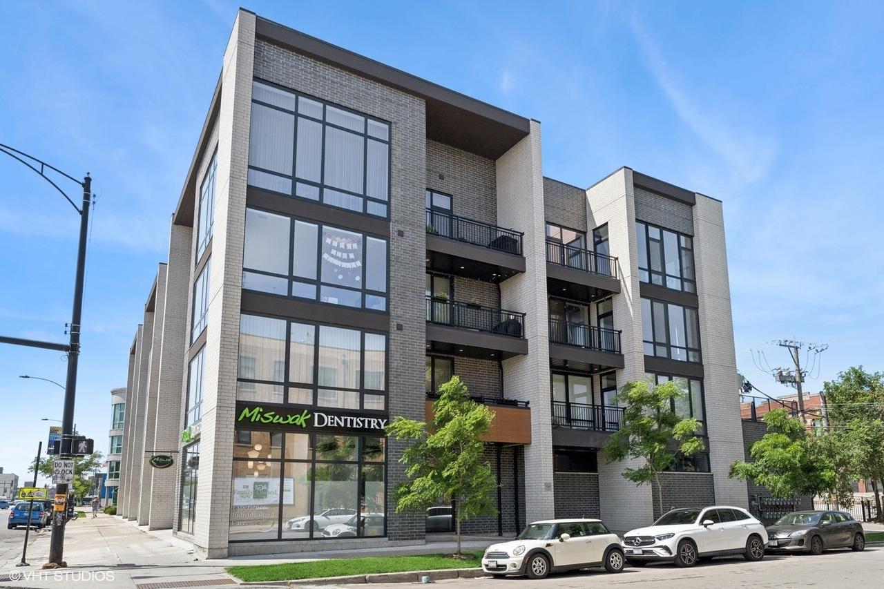 2405 W Iowa St. #206, Chicago, IL 60622