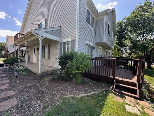 124 Village Creek Dr., Lake In The Hills, IL 60156