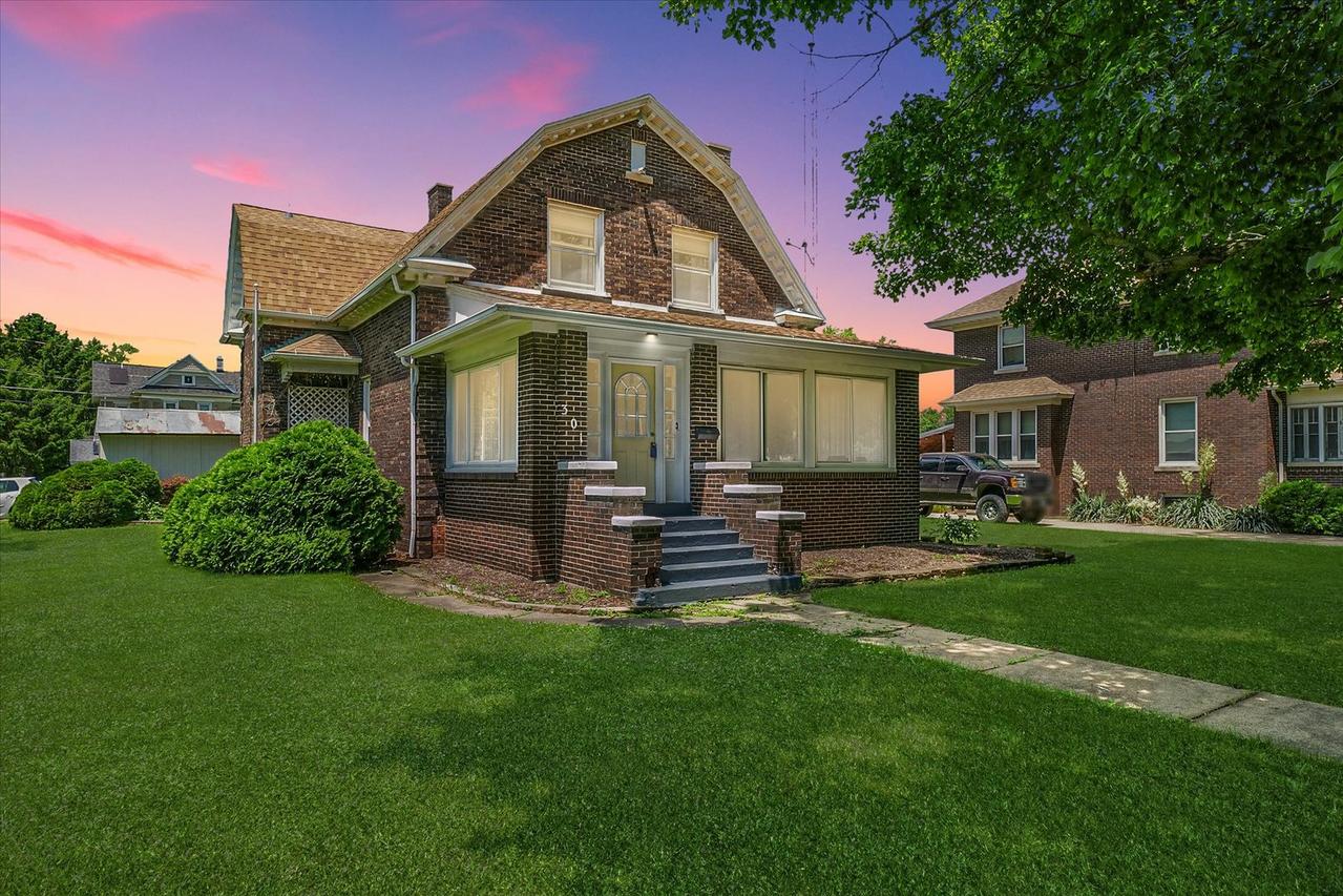 301 N Main St., Fithian, IL 61844