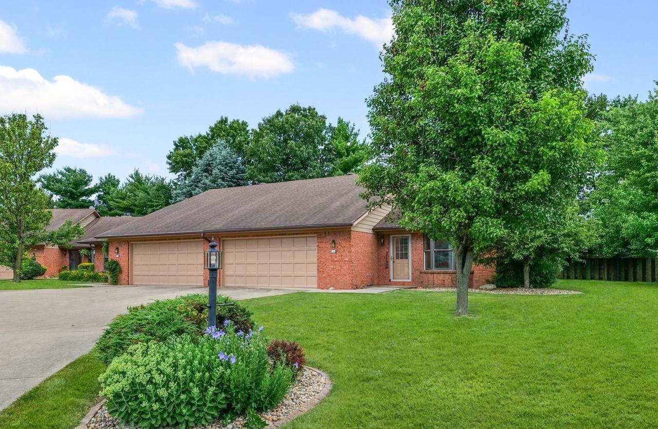 1401 Dickens Ct., Monticello, IL 61856
