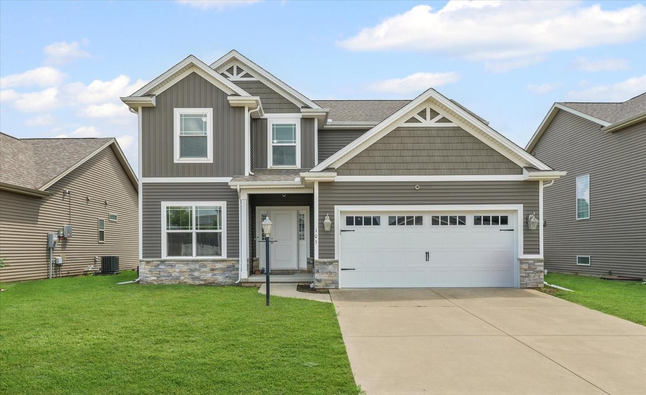 105 Cattail Ave., Savoy, IL 61874