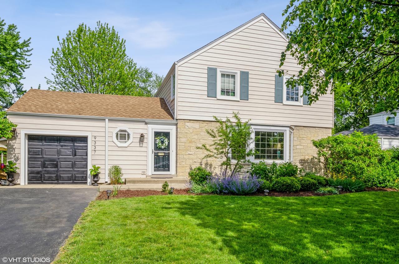 9337 Crawford Ave., Evanston, IL 60203