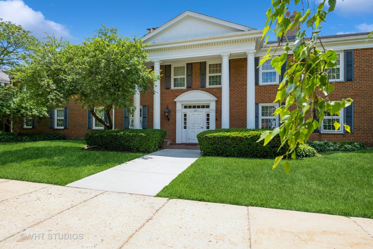 521 Coventry Ln. #3, Crystal Lake, IL 60014