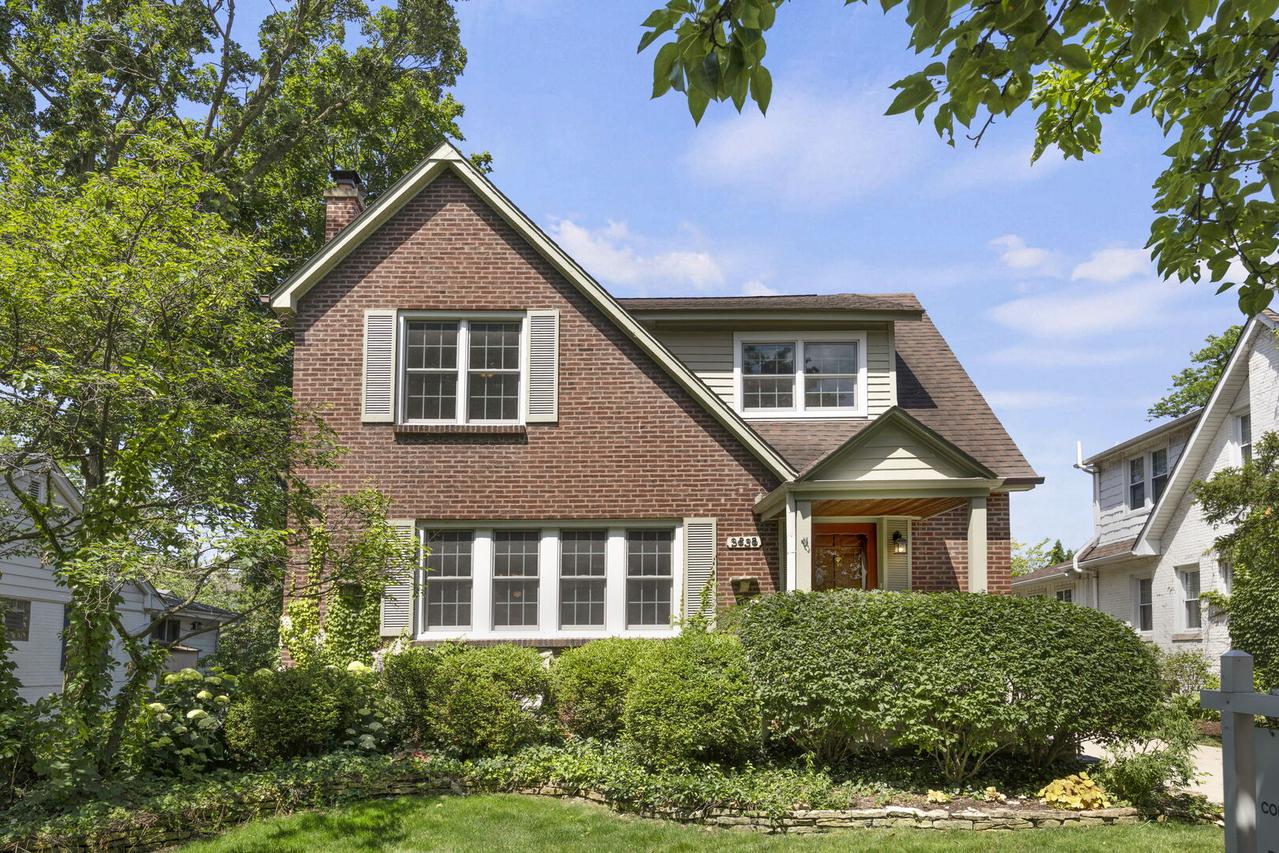 3838 Johnson Ave., Western Springs, IL 60558