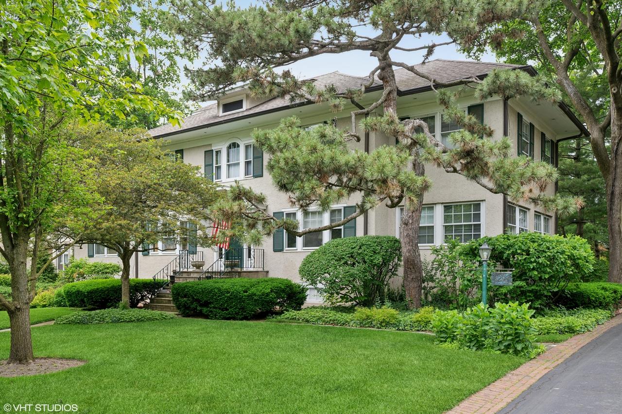 1293 Scott Ave., Winnetka, IL 60093