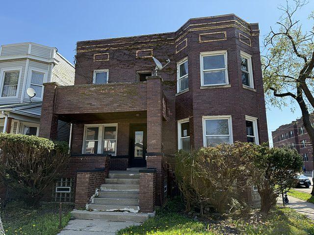 1001 N Lawler Ave., Chicago, IL 60651