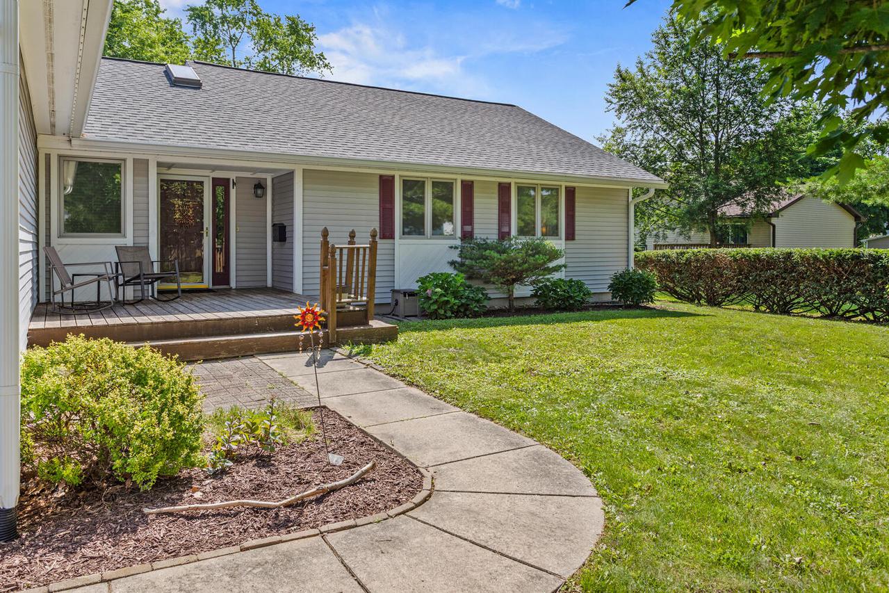 2308 S Vine St., Urbana, IL 61801