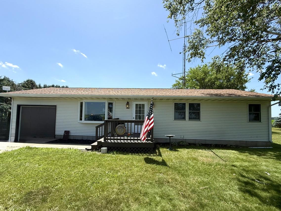 31535 E Thome Rd., Rock Falls, IL 61071